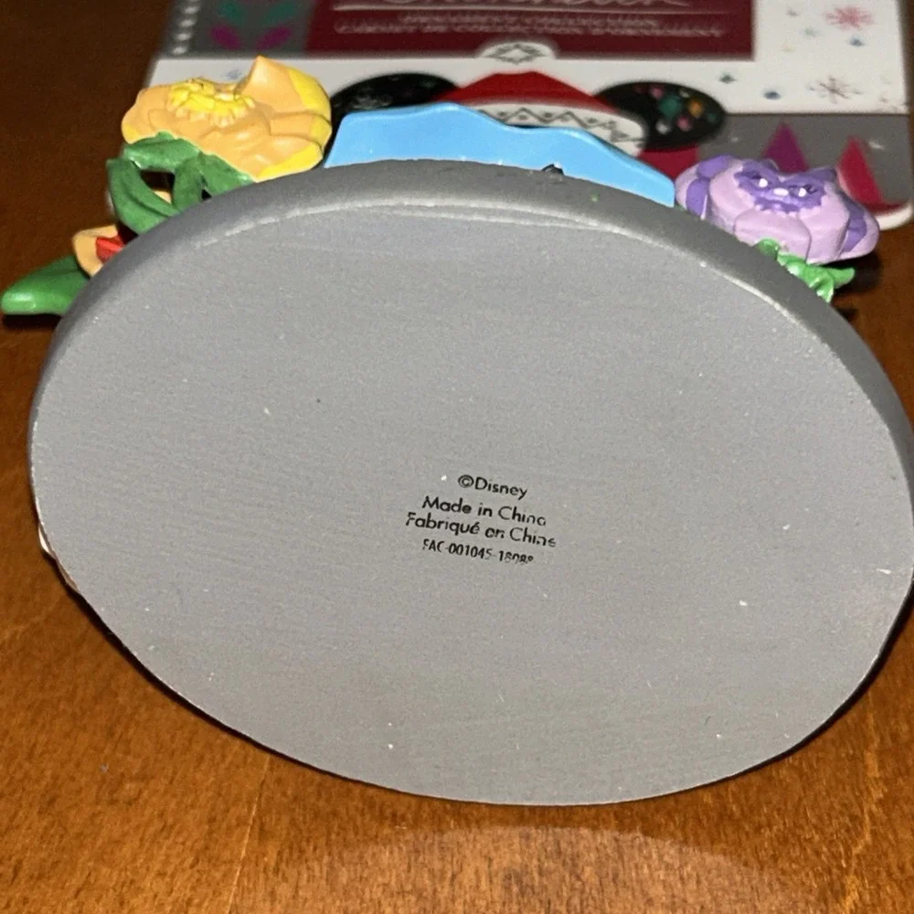 Disney Alice In Wonderland Ornament Garden of‎ Live Flowers 2018 SKETCHBOOK